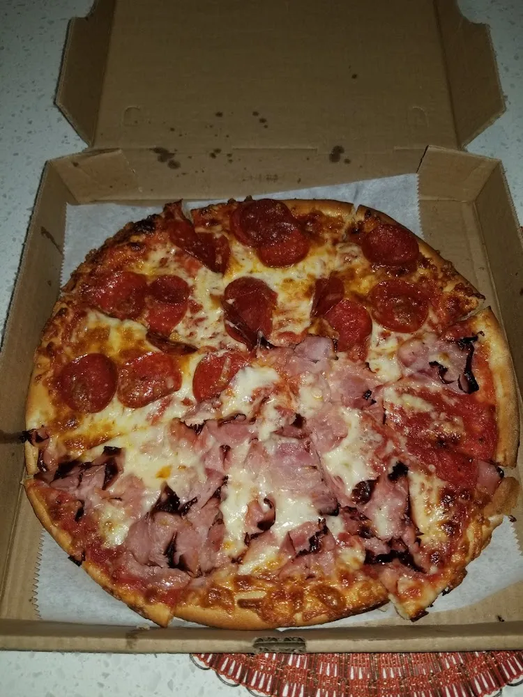 Pepperoni Ham Pizza